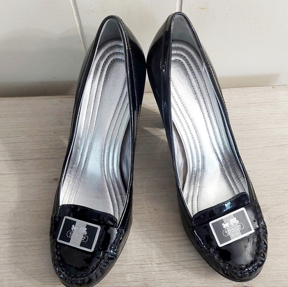 Coach Ladies Kandace Soft Patent Leather Pumps Pre-Loved Size 9 - Picture 3 of 10